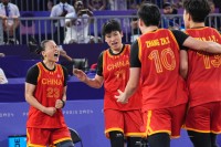 🏀三人女篮：陈明伶8分 王丽丽7分 中国女篮加时19-21不敌阿塞拜疆