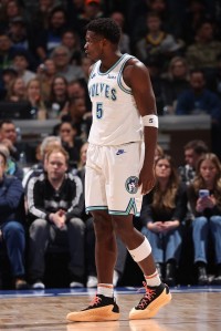 🏀NBA战报：哈登低迷仅得5分，戈贝尔准三双，快船80-108不敌森林狼