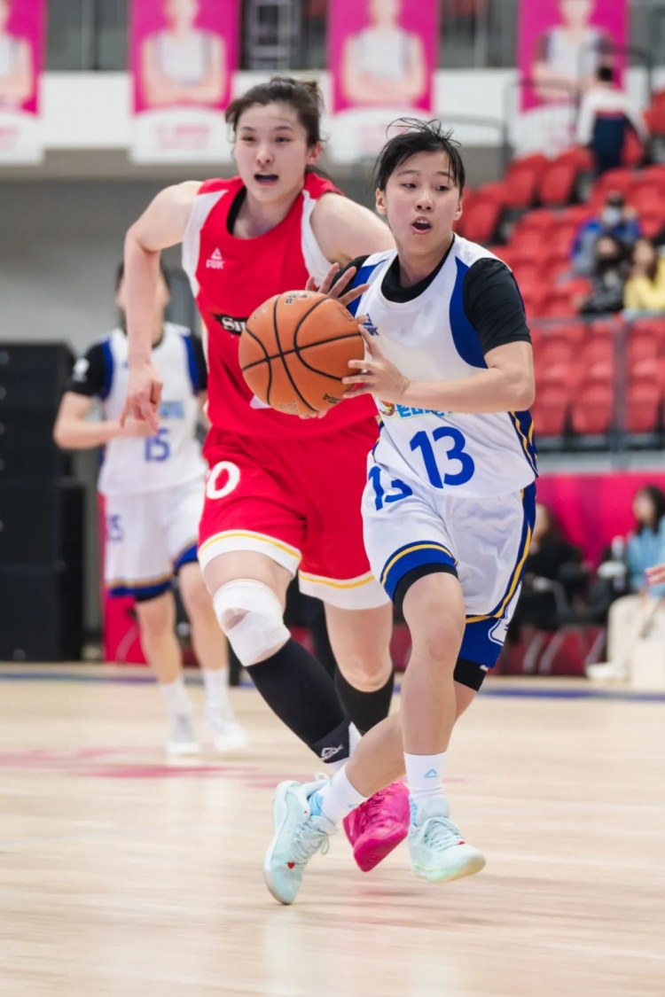 郑心如：我平时练习五人制篮球和三人制篮球 可以很快改变自己的状态 